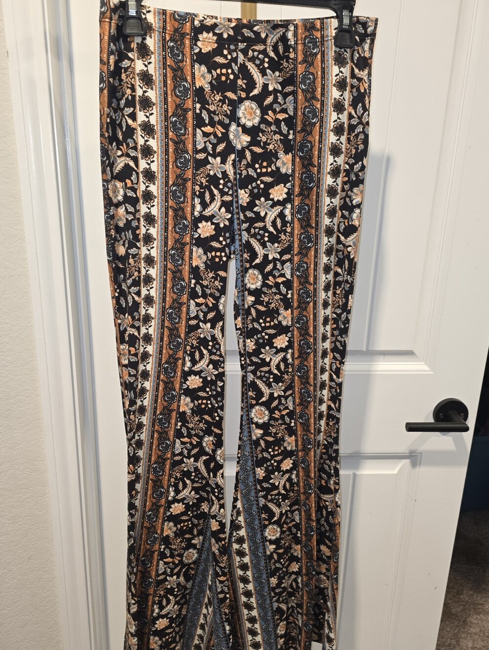 Vibe Large Womens Flare Leggings